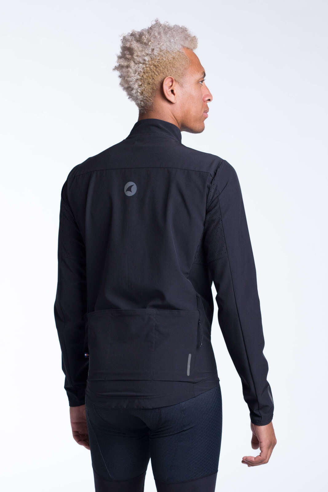 Men's Packable Cycling Jacket - Summit Shell Back View #color_black